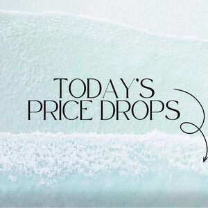 Cleaning my closet😌 take a peek for some fabulous deals💚🩷🩵